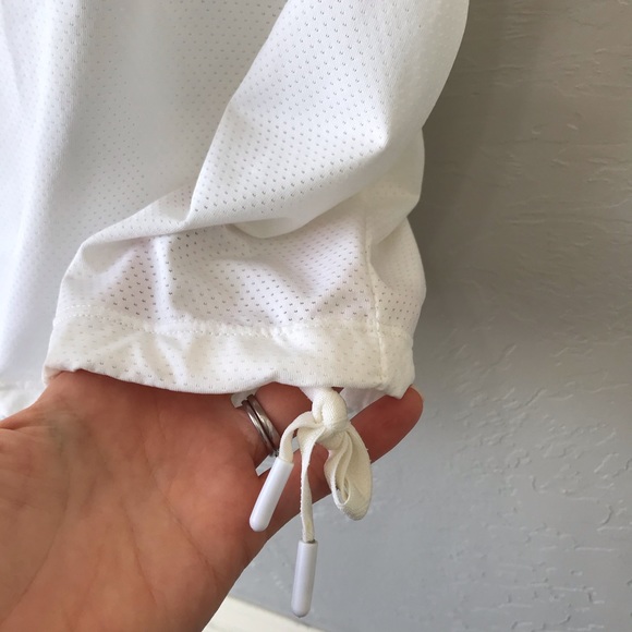 Fabletics Norwalk Tank Top Built In Sports Bra - Picture 4 of 11